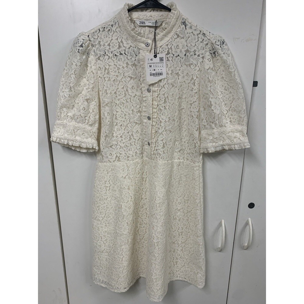 Zara Womens Sz. Medium Oyster White Lace Dress With Jeweled Buttons #7774 NWT